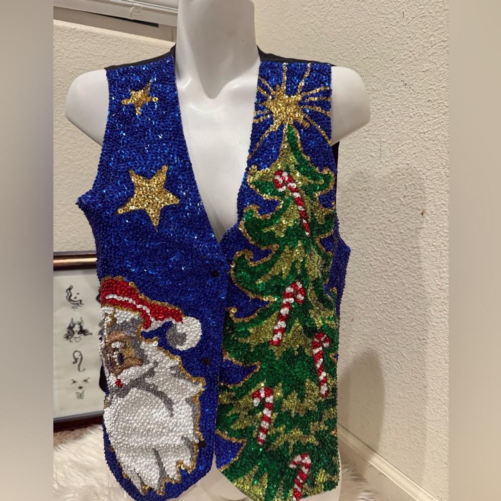 Vintage Sequined Santa & Tree  Vest‎ size Large